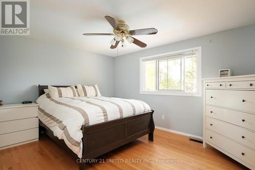 1026 Cumberland Avenue, Peterborough (Northcrest), ON - Indoor Photo Showing Bedroom