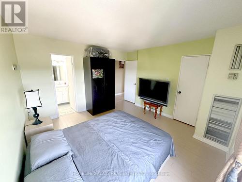 2004 - 2365 Kennedy Road, Toronto, ON - Indoor Photo Showing Bedroom