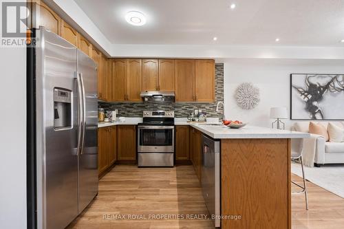 41 Croker Drive, Ajax, ON - Indoor Photo Showing Kitchen