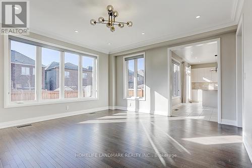 42 St Ives Crescent, Whitby, ON - Indoor Photo Showing Other Room