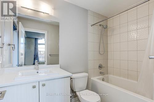 42 St Ives Crescent, Whitby, ON - Indoor Photo Showing Bathroom