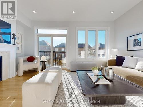 67 Paper Mills Crescent, Richmond Hill, ON - Indoor Photo Showing Living Room With Fireplace