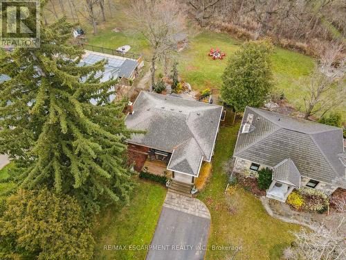 207 West River Road, Cambridge, ON - Outdoor