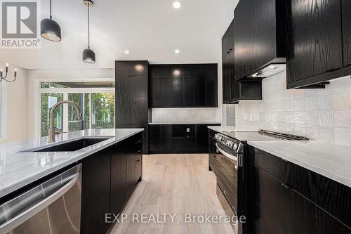 1685 Trizisky Street, North Dundas, ON - Indoor Photo Showing Kitchen With Upgraded Kitchen