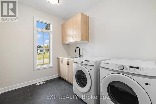 1685 Trizisky Street, North Dundas, ON - Indoor Photo Showing Laundry Room