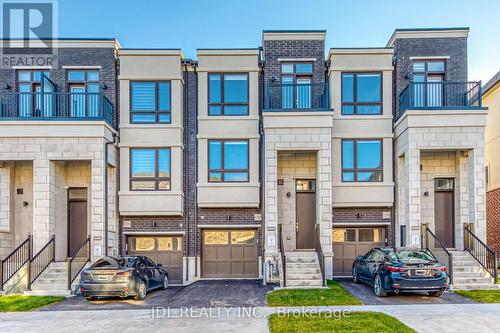 1328 Kobzar Dr Drive, Oakville, ON - Outdoor With Facade