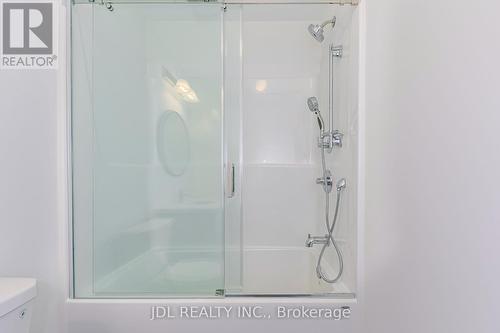 1328 Kobzar Dr Drive, Oakville, ON - Indoor Photo Showing Bathroom