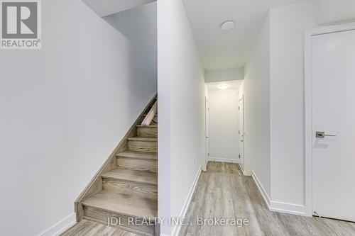 1328 Kobzar Dr Drive, Oakville, ON - Indoor Photo Showing Other Room