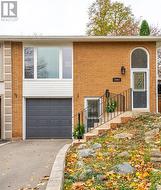 1561 NEWLANDS CRESCENT  Burlington, ON L7M 1P1