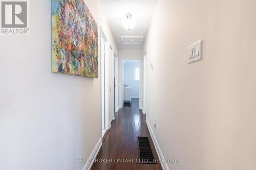 1561 Newlands Crescent, Burlington, ON - Indoor Photo Showing Other Room