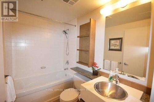 206 - 3 Navy Wharf Court W, Toronto, ON - Indoor Photo Showing Bathroom