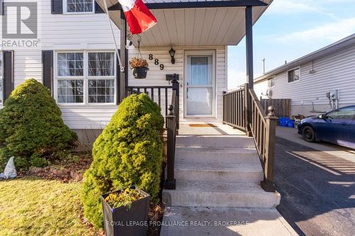 889 Warburton Crescent, Kingston (East Gardiners Rd), ON - Outdoor