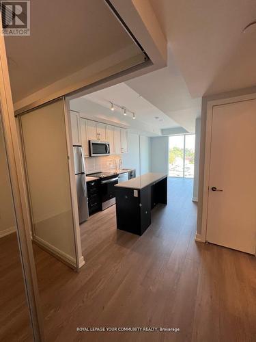 205 - 201 Brock Street S, Whitby, ON - Indoor Photo Showing Kitchen