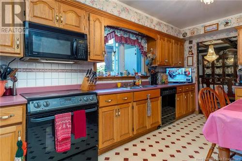 4 Charles Crescent, Rothesay, NB - Indoor Photo Showing Kitchen With Double Sink