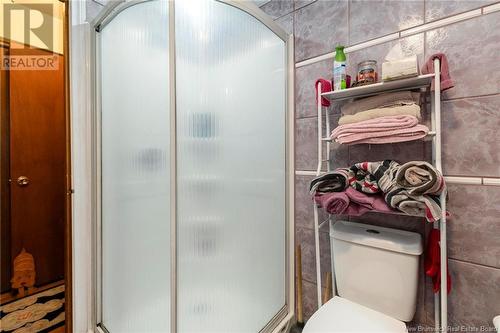 4 Charles Crescent, Rothesay, NB - Indoor Photo Showing Bathroom