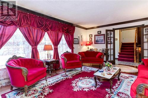 4 Charles Crescent, Rothesay, NB - Indoor Photo Showing Living Room