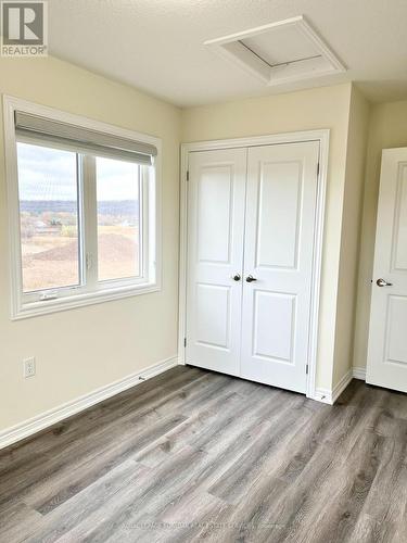 160 Sonoma Lane, Hamilton, ON - Indoor Photo Showing Other Room