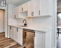 101 - 300 Keats Way, Waterloo, ON  - Indoor Photo Showing Kitchen 