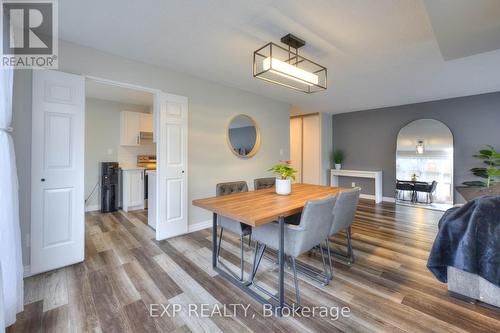 101 - 300 Keats Way, Waterloo, ON - Indoor Photo Showing Dining Room