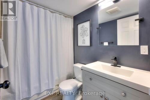 101 - 300 Keats Way, Waterloo, ON - Indoor Photo Showing Bathroom