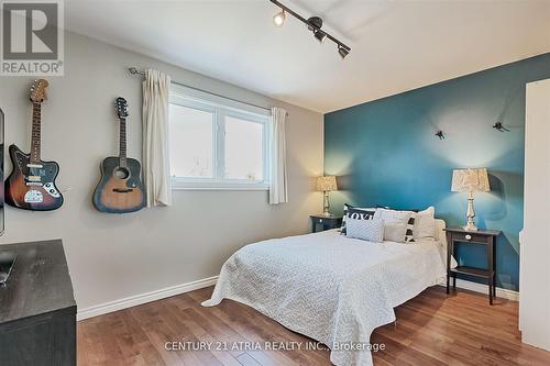 41 Pringle Avenue, Markham, ON - Indoor Photo Showing Bedroom