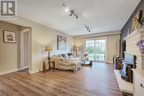 41 Pringle Avenue, Markham, ON - Indoor Photo Showing Bedroom