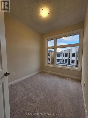 1306 Dempster Lane, Oakville, ON - Indoor Photo Showing Other Room