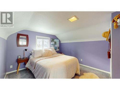 Bedroom 2 - 445 2Nd Avenue, Kimberley, BC - Indoor Photo Showing Bedroom