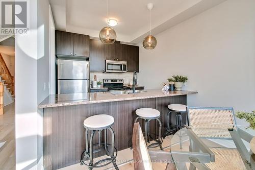 19 - 5056 New Street, Burlington, ON - Indoor Photo Showing Kitchen