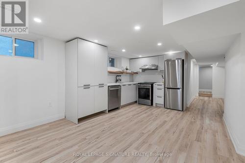 211 Gilbert Avenue, Toronto, ON - Indoor Photo Showing Kitchen