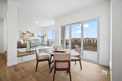 127 Windflower Road, Winnipeg, MB - Indoor Photo Showing Dining Room