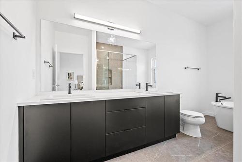 127 Windflower Road, Winnipeg, MB - Indoor Photo Showing Bathroom