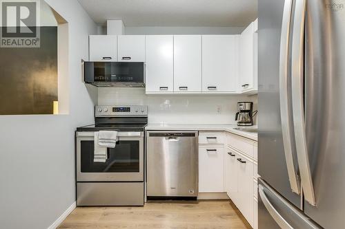 416 3700 John Parr Drive, Halifax, NS - Indoor Photo Showing Kitchen