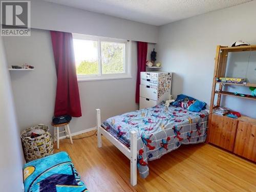 4229 Manson Ave, Powell River, BC - Indoor Photo Showing Bedroom