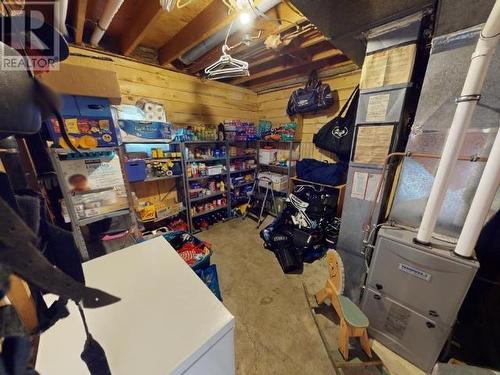 4229 Manson Ave, Powell River, BC - Indoor