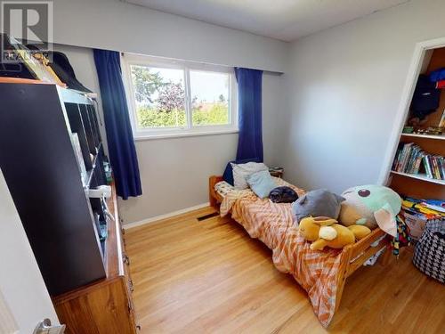 4229 Manson Ave, Powell River, BC - Indoor Photo Showing Bedroom