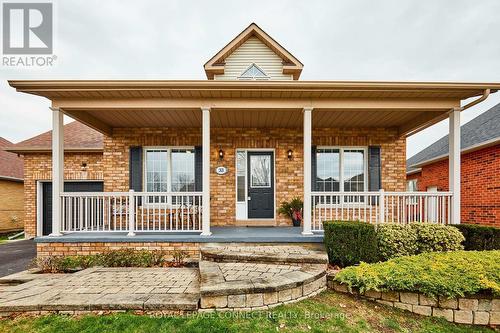 33 Waterbury Crescent, Scugog, ON - Outdoor With Deck Patio Veranda