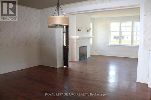 333 Main Street, St. Catharines (439 - Martindale Pond), ON - Indoor With Fireplace