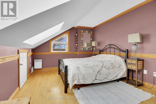 3 - 19 Main Street, Westport, ON - Indoor Photo Showing Bedroom