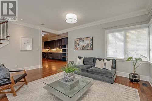 370 Poplar Drive, Oakville, ON - Indoor Photo Showing Living Room