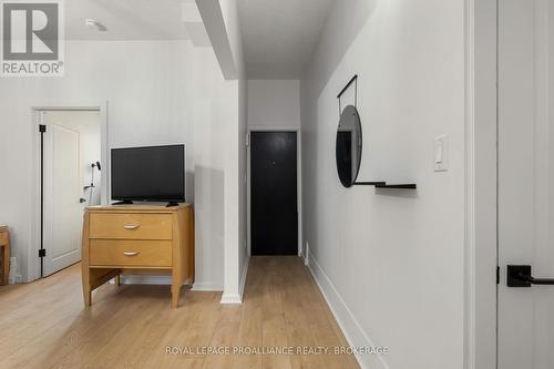 275 Division Street, Kingston (East Of Sir John A. Blvd), ON - Indoor Photo Showing Other Room