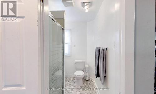 275 Division Street, Kingston (East Of Sir John A. Blvd), ON - Indoor Photo Showing Bathroom