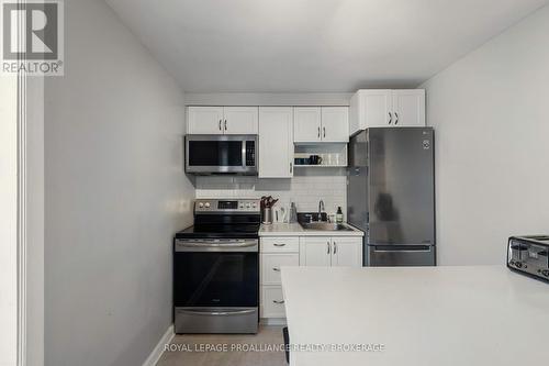 275 Division Street, Kingston (East Of Sir John A. Blvd), ON - Indoor Photo Showing Kitchen