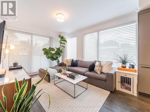 306 - 128 Pears Avenue, Toronto, ON - Indoor Photo Showing Living Room