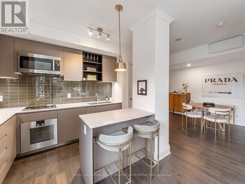 306 - 128 Pears Avenue, Toronto, ON - Indoor Photo Showing Kitchen With Upgraded Kitchen