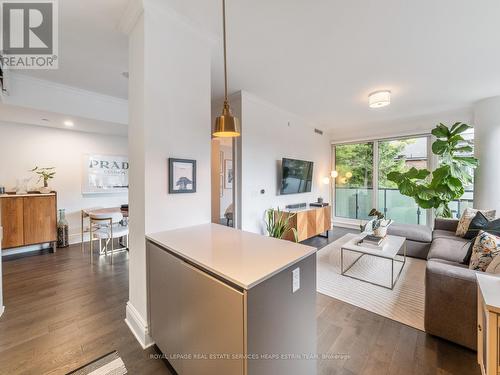 306 - 128 Pears Avenue, Toronto, ON - Indoor Photo Showing Living Room