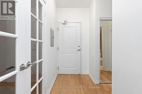 809 - 628 Fleet Street, Toronto, ON - Indoor Photo Showing Other Room