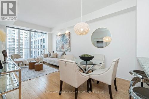 809 - 628 Fleet Street, Toronto, ON - Indoor Photo Showing Dining Room