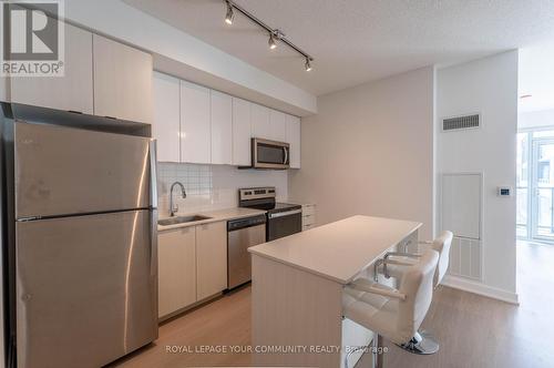 707 - 859 The Queensway, Toronto, ON - Indoor Photo Showing Kitchen With Stainless Steel Kitchen