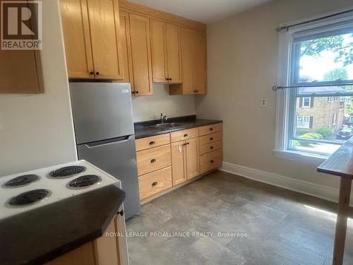 161 Foster Avenue, Belleville, ON - Indoor Photo Showing Kitchen